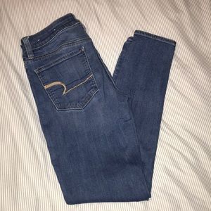 American eagle blue jeans